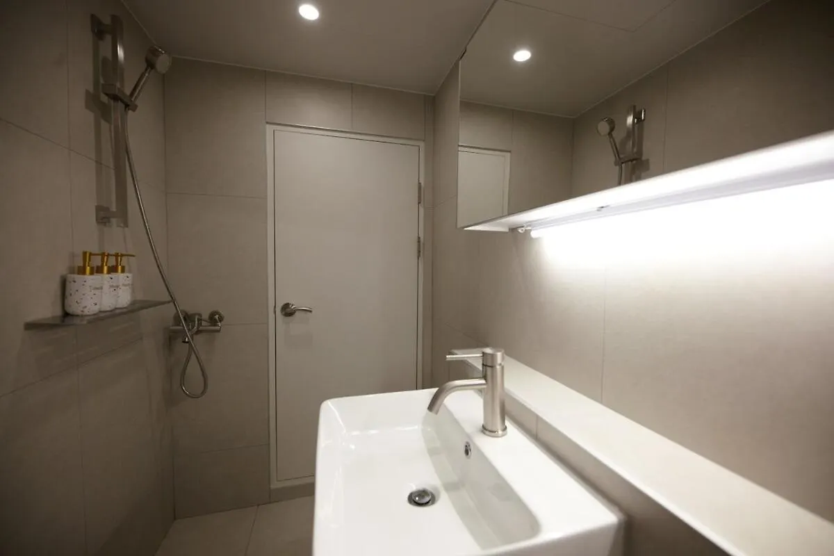 Mari House Apartment Seoul